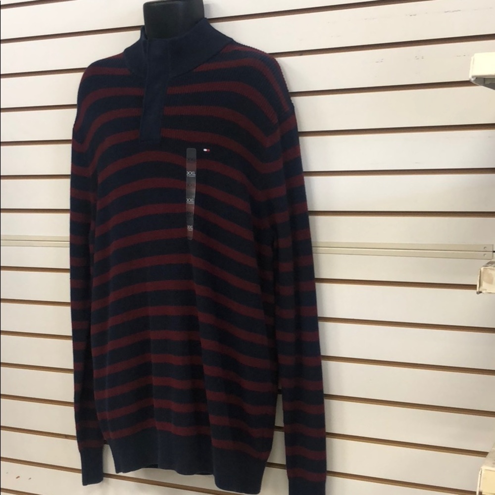 NWT TOMMY HILFIGER SWEATER - Picture 1 of 8